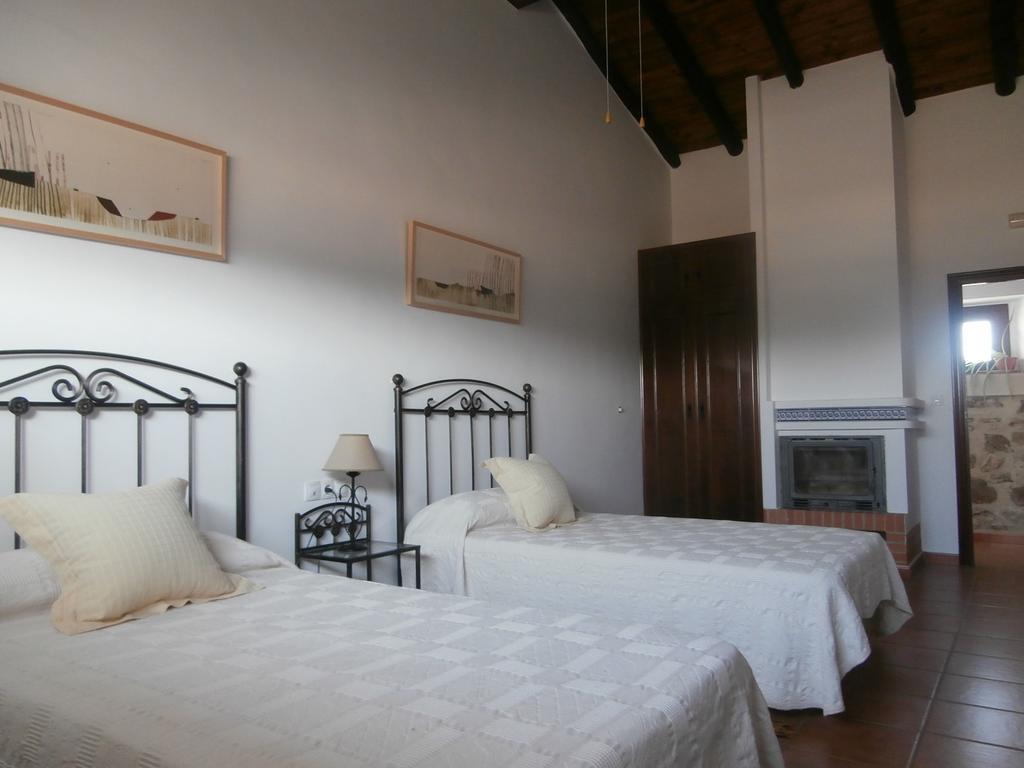 Casa Rural Las Gamitas Hotel Almoharin Zewnętrze zdjęcie